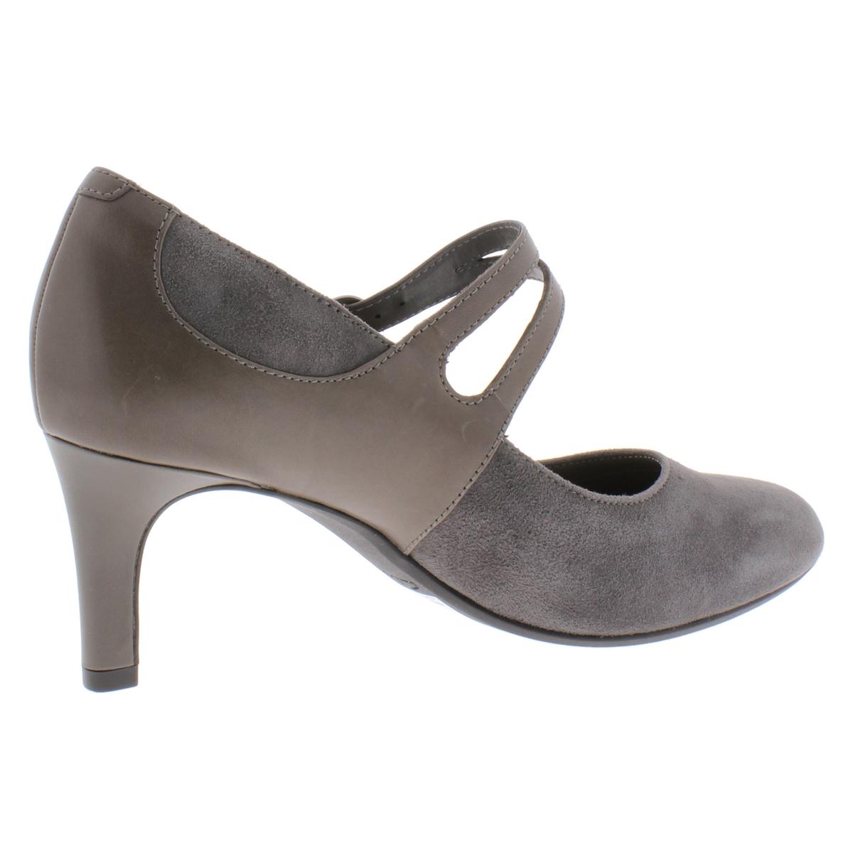 Clarks Womens Dancer Reece Faux Suede Strappy Round Toe