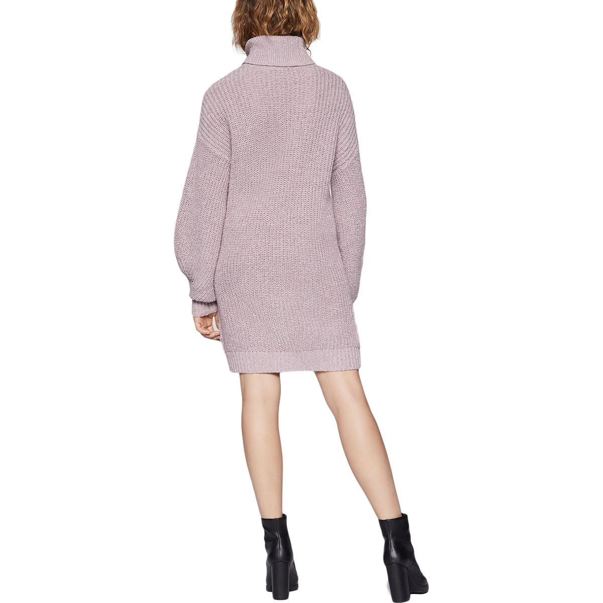 purple turtleneck outfit