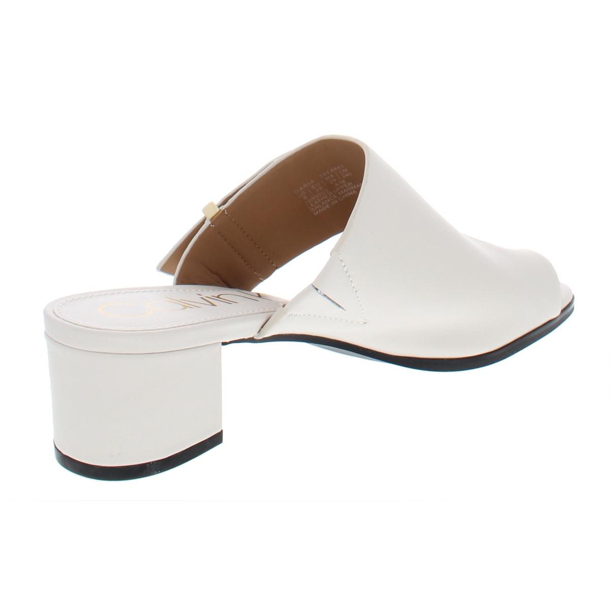 daria block heel bootie