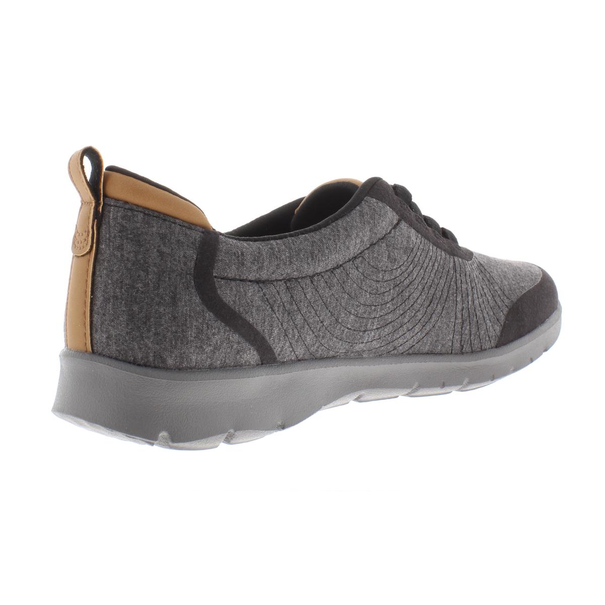 clarks cloudsteppers slip on sneakers