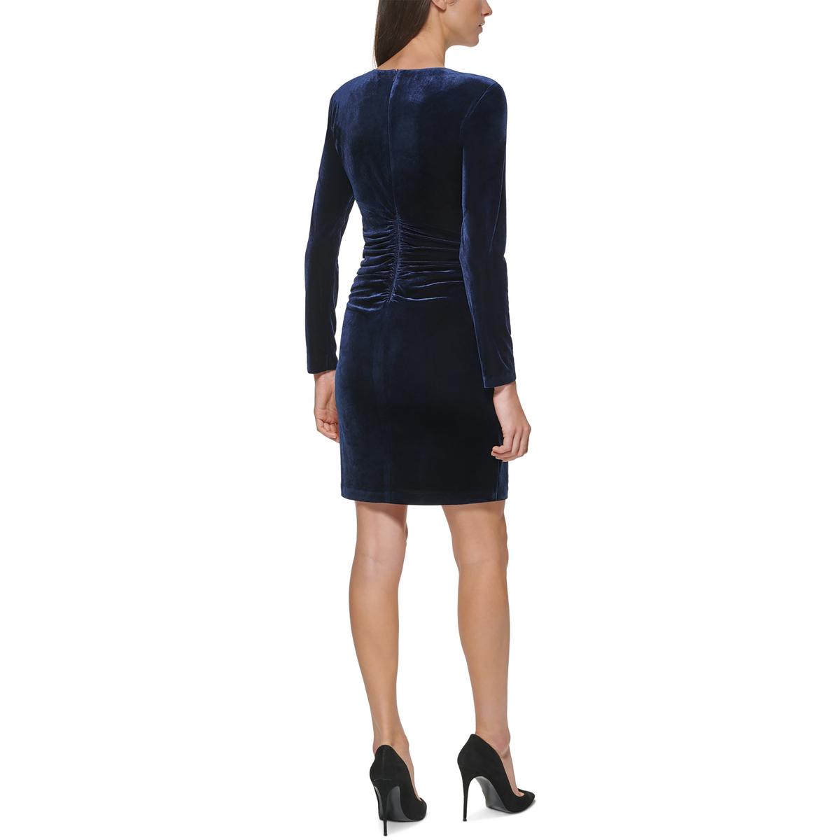 Vince camuto long sleeve velvet outlet gown