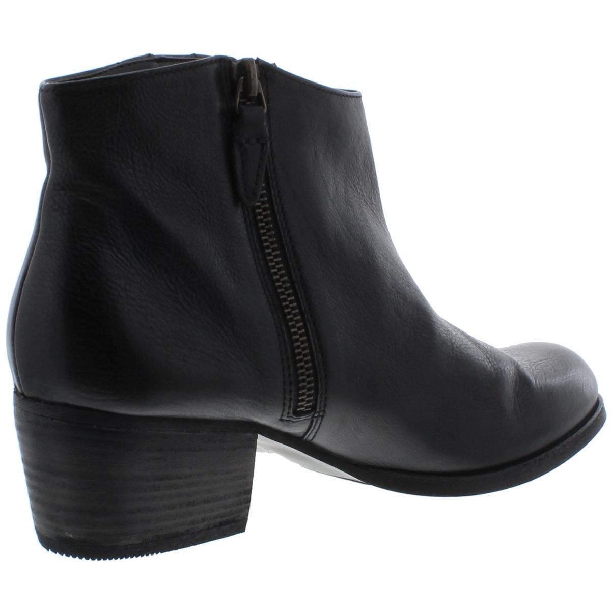 womens booties clarks